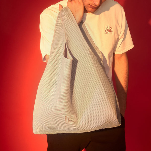 LOGO TOTE GREY YUN YUN SUN